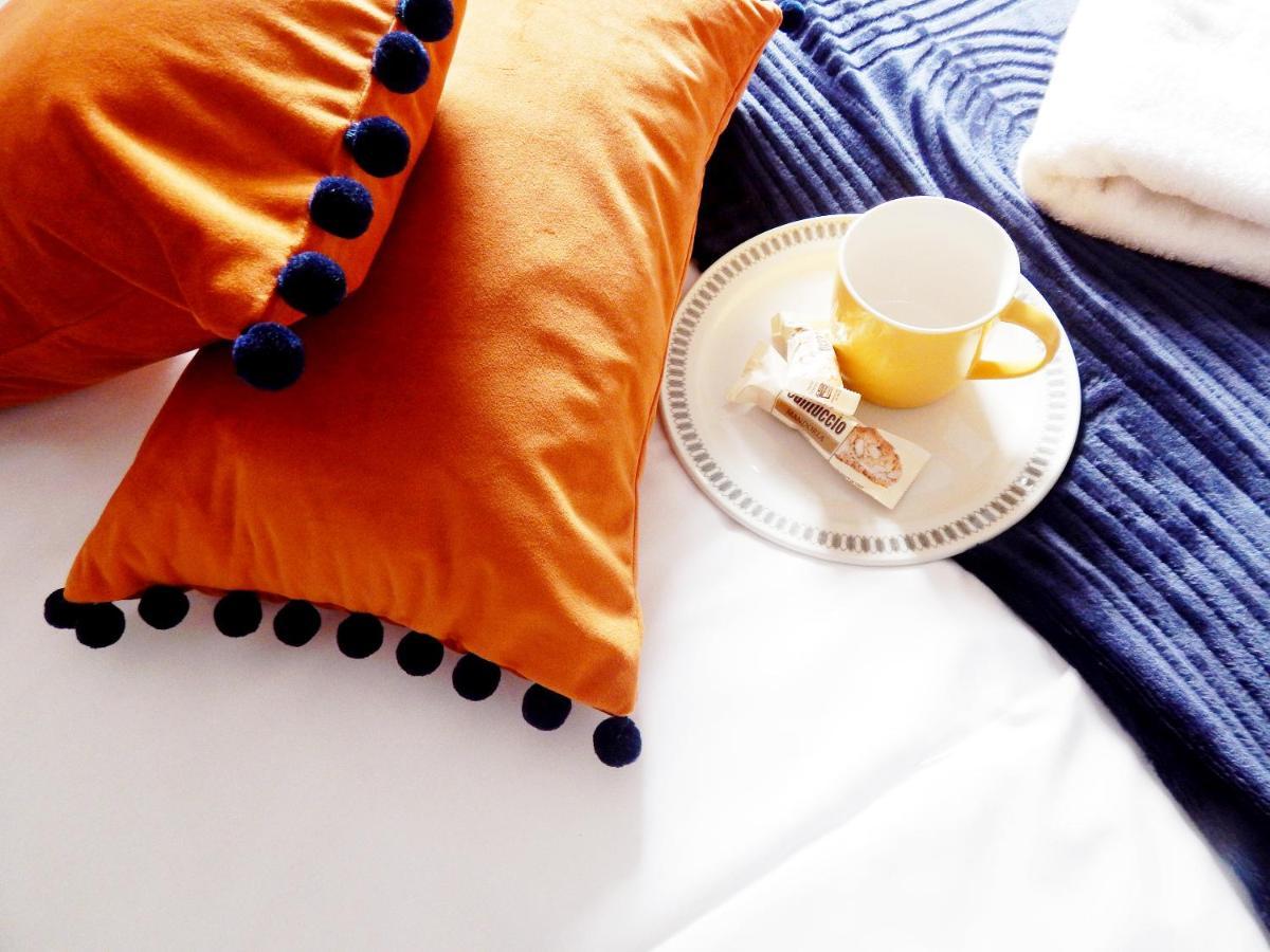Modern, Well Located En-Suite Rooms With Parking - Orbitat Accommodations CBG Extérieur photo
